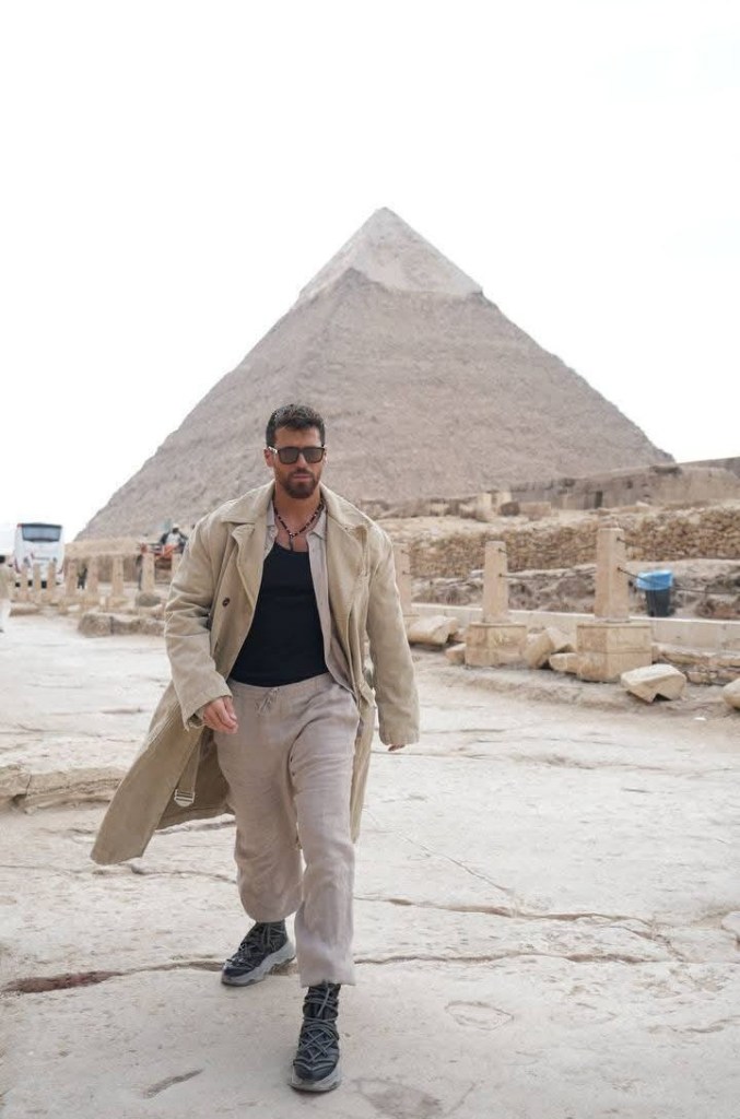 Can-Yaman-en-Egipto