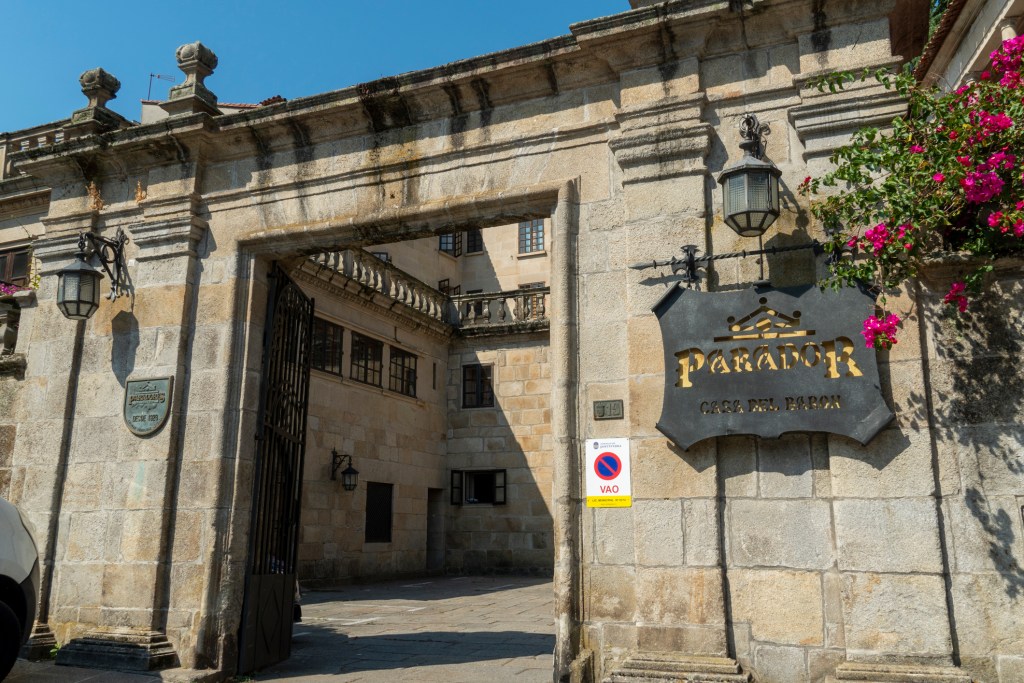 estos paradores son el destino que Mundosenior ofrece como alternativa a los viajes del Imserso para mayores esta primavera