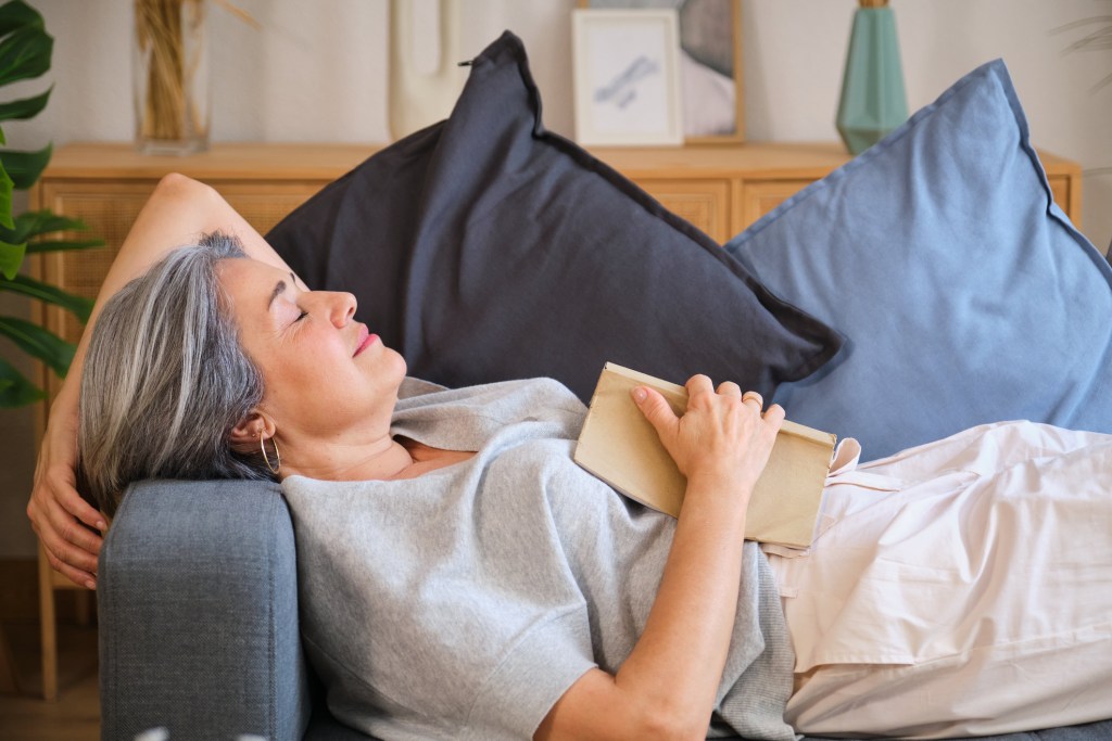 Dormir bien tiene truco: la guía definitiva de los expertos de la Universidad de Harvard para tener un sueño de calidad