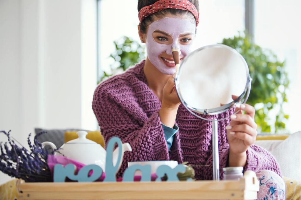 Descubre estas mascarillas faciales DIY que puedes hacer con ingredientes naturales para tener una piel radiante - Fuente: iStock