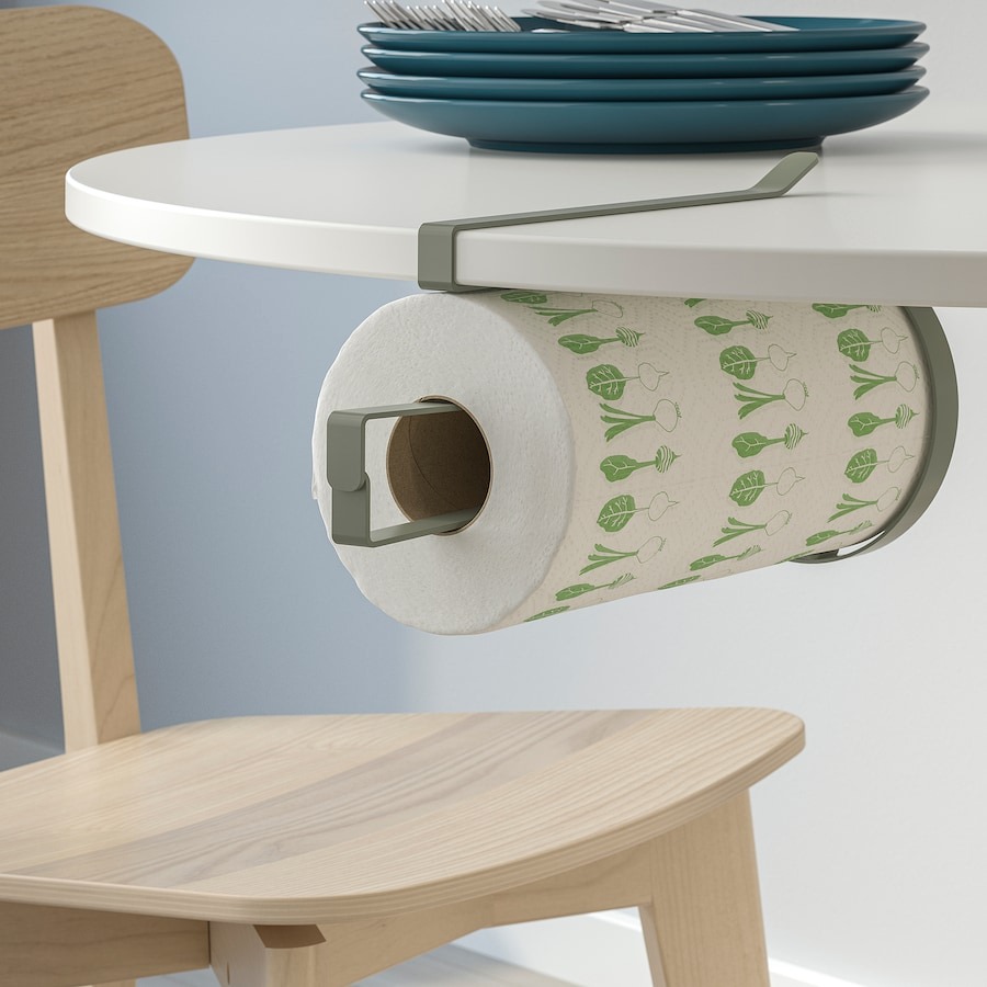 Orden en la cocina con soporte para rollos SMÅTUNGA - Imagen: IKEA