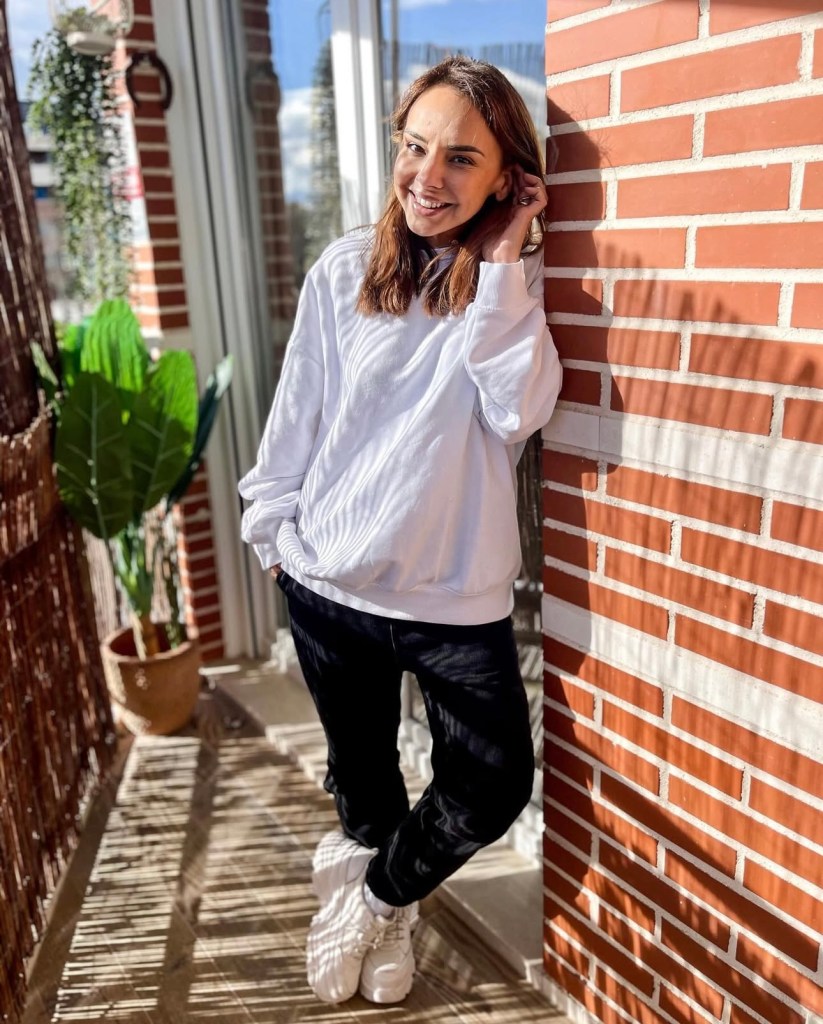 Truco de Chenoa para orden en la terraza - Imagen: Instagram @chenoa