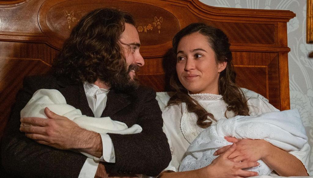 Adriano (Ibrahim Al Shami) y Catalina (Carmen Asecas) en 'La Promesa'.- RTVE