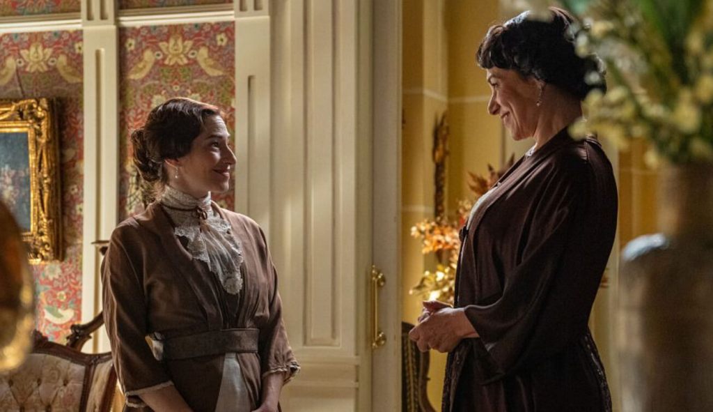 Eugenia (Alicia Moruno) y Leocadia (Isabel Serrano) en 'La Promesa.- RTVE
