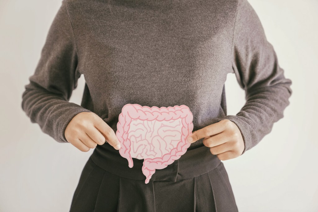 Tu microbiota también cría: el vínculo invisible entre madre e hijo que transforma la salud