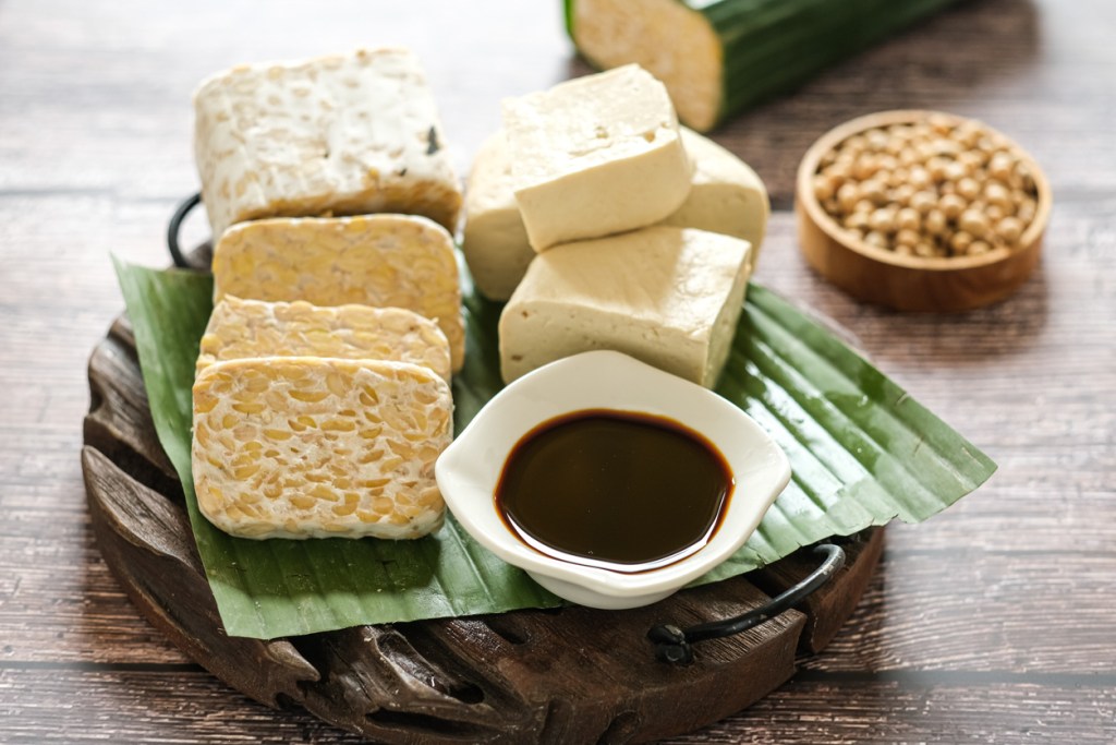 alimentos-mejoran-salud-hormonal