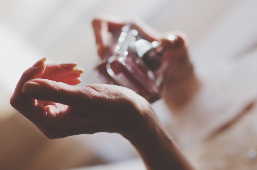 técnica-capas-de-perfumes