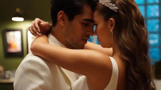 Ferit y Seyran, los protagonistas de 'Una nueva vida'.- Antena 3