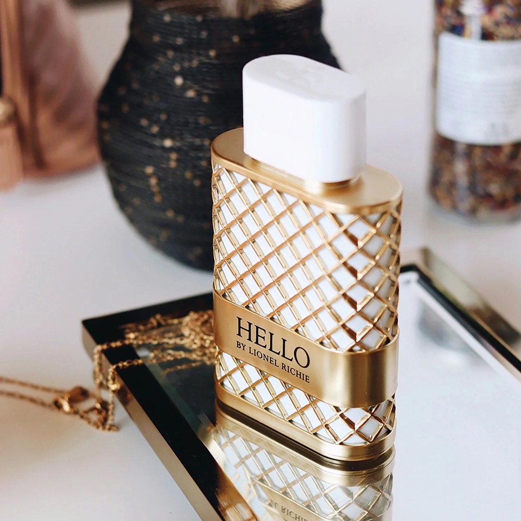 perfume-floral-hello-oriental-estadounidense