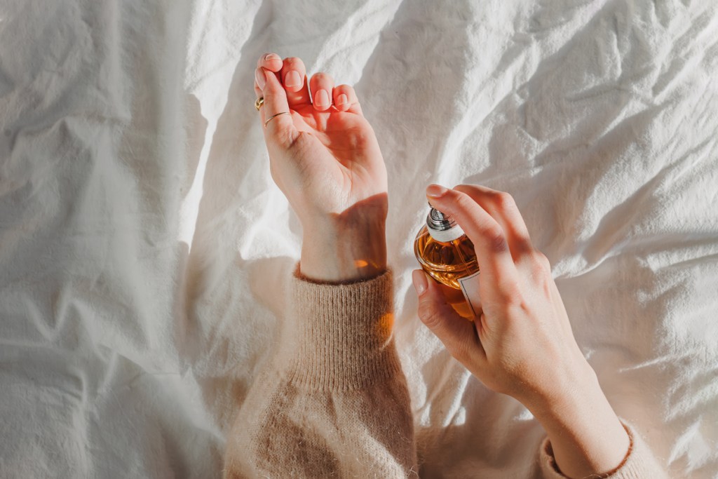 perfume-sin-alcohol-verano-ropa-piel
