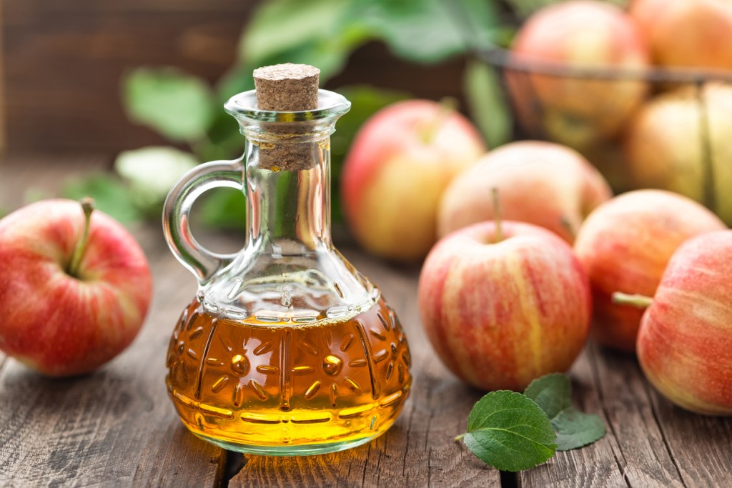 vinagre-manzana-chupito-uso-diario