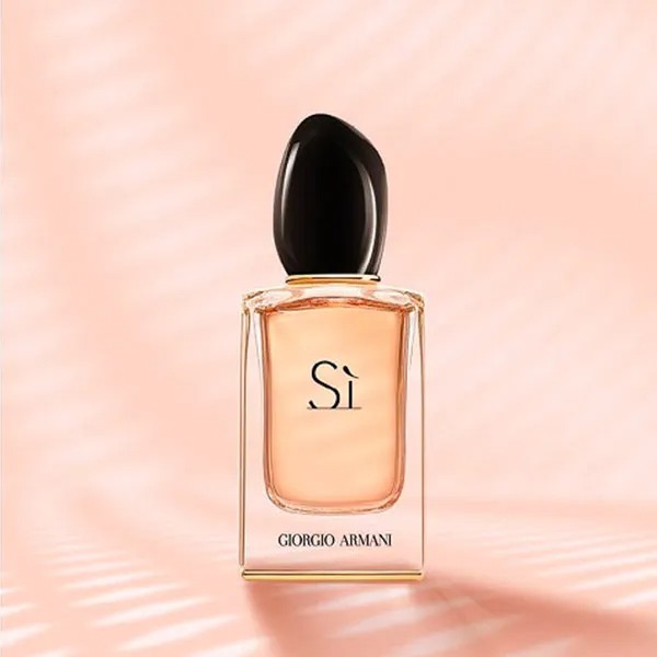 perfume-sì-giorgio-armani-mujer-maduras