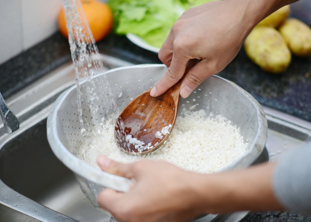 arroz-lavar-presencia-arsénico-almidon-polvo