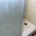 jabon-blando-limpieza-cristales-mampara-ducha